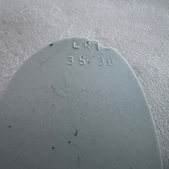 P448‎ Women's 36 High Top Skater Sneakers red black Snakeskin Python Print - Picture 7 of 13